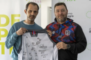 Deportivo Viedma se enfrenta a la Selección de Bariloche en un amistoso solidario este sábado
