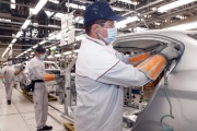 Massa adelantó que el gobierno permitirá la importación de neumáticos si el conflicto en el sector no se regulariza para este miércoles