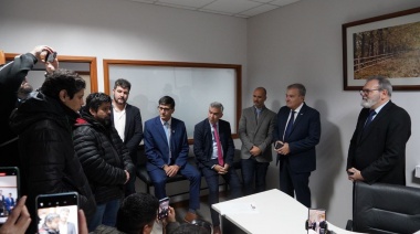 Pesatti junto a los presidentes de los diversos bloques legislativos recibieron a representantes de Sitrajur