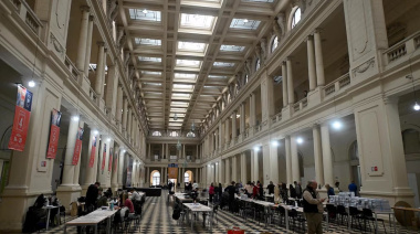 Escrutinio definitivo ratifica resultados en distritos clave, pero sigue la incógnita en la provincia de Buenos Aires