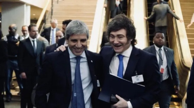 Por delitos contra de la soberanía nacional denuncian a Javier Milei, Luis Caputo y al presidente del BCRA