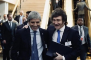 Por delitos contra de la soberanía nacional denuncian a Javier Milei, Luis Caputo y al presidente del BCRA