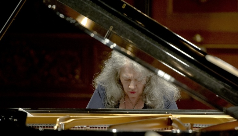 Martha Argerich comienza con su ciclo de conciertos en el teatro Colón
