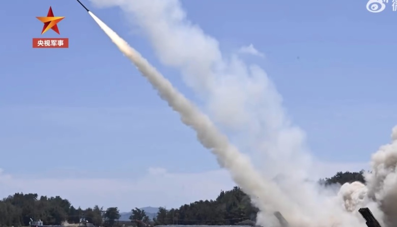China disparó misiles en aguas taiwanesas