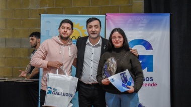Río Gallegos: el intendente Pablo Grasso encabezó nuevo acto de entrega de tierras fiscales