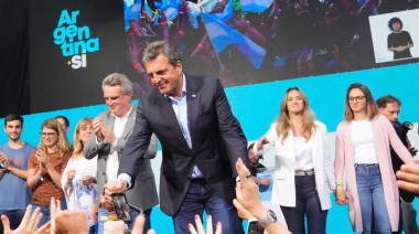 En busca de los 2,5 millones de votos que Massa necesita en distintas partes del país