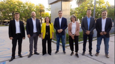 Marcos Castro confirmó su equipo de Gobiernos con Secretarias y Secretarios Municipales