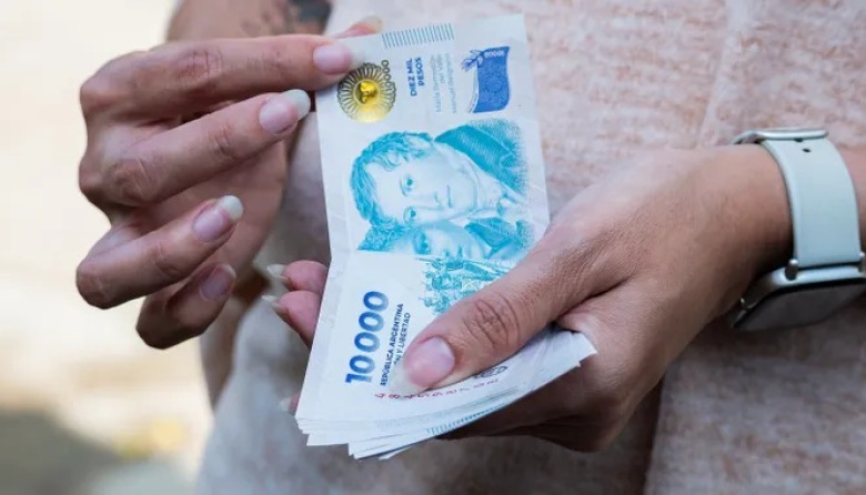 Septiembre llega con aumentos en nafta, transporte, servicios y más
