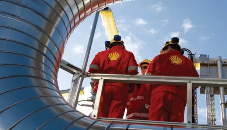 Shell se baja del proyecto de GNL con YPF y reconfigura el tablero energético en Vaca Muerta