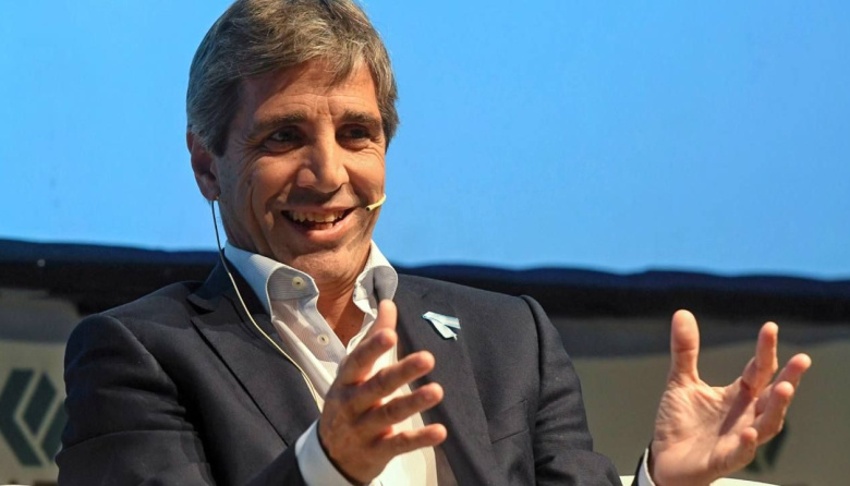 Escándalo: Caputo postergó sin fecha la nueva medición de inflación tras la renuncia de Lavagna en el INDEC