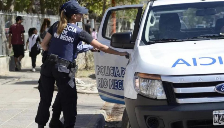 Disturbio en una vivienda de Viedma terminó con un detenido con pedido de captura