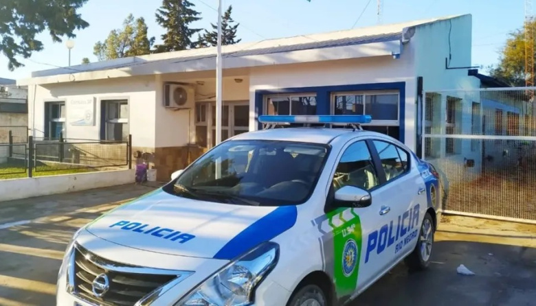 Un hombre fue hallado muerto con heridas de arma blanca en una vivienda de Viedma y detuvieron al principal sospechoso