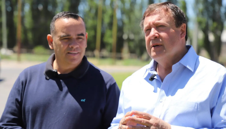 Cinco Saltos: Enrique Rossi cada vez más complicado por presuntas irregularidades y una pueblada por suba de tasas