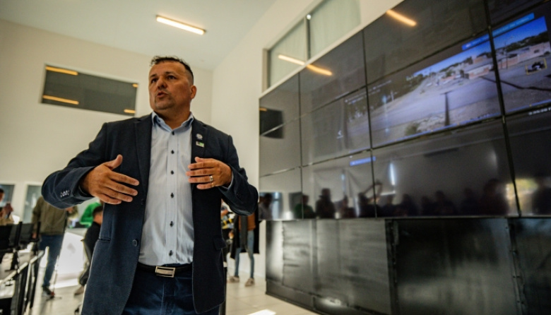 Viedma inauguró un centro 911 con IA y monitoreo en tiempo real