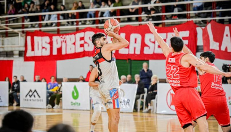 Deportivo Viedma ganó en Rosario y avanzó a cuartos de final