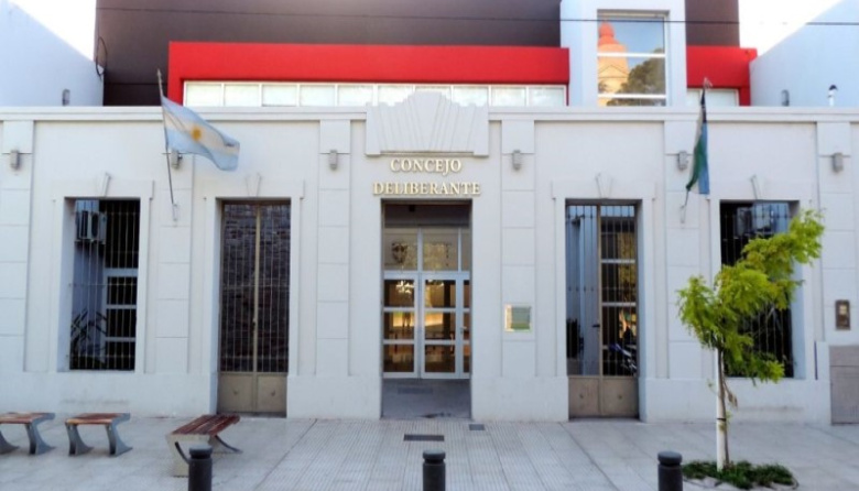 Viedma habilita una línea de WhatsApp para consultar ordenanzas municipales