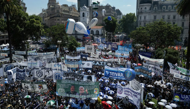 La CGT marcha a Plaza de Mayo y el Gobierno prepara un fuerte operativo de seguridad