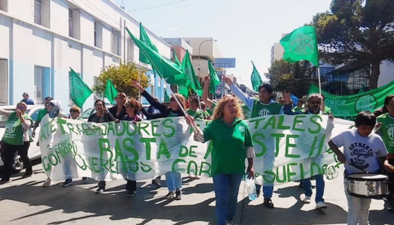 ATE y CTA paran cinco días en áreas clave de Chubut