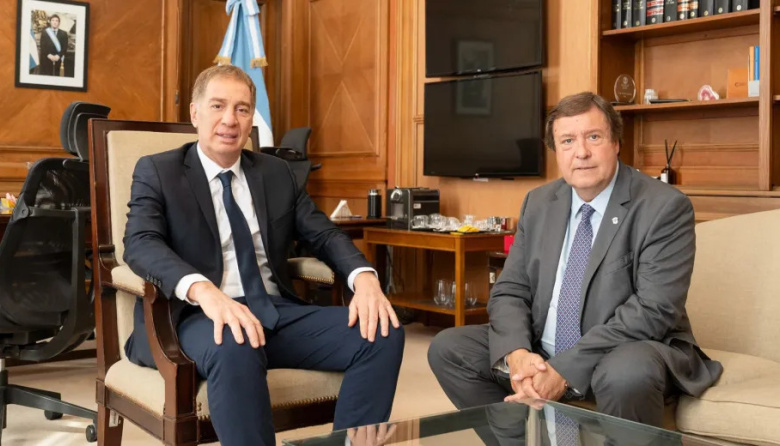 Weretilneck acompañó a Santilli y pidió una agenda federal