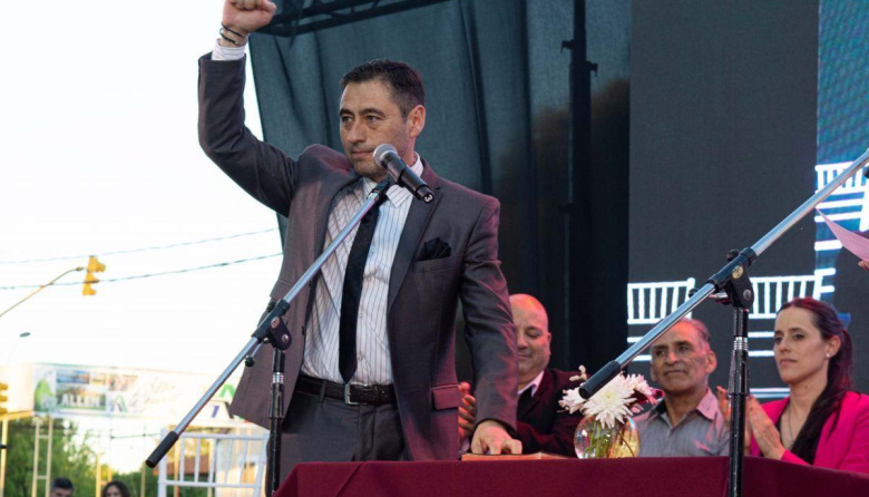 Allen suspendió a Román y abrió una crisis institucional