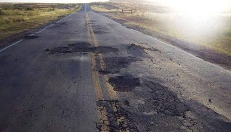 Con la Ruta 151 destruida, intendentes apuntan a Milei por la falta de obras