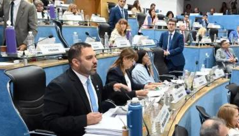 Tierras en Río Negro: el peronismo pide saber quiénes se beneficiarán con las obras financiadas por el BID