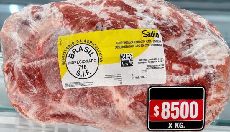 Argentina importa carne mientras los argentinos comen cada vez menos: el negocio que crece y la mesa que se achica