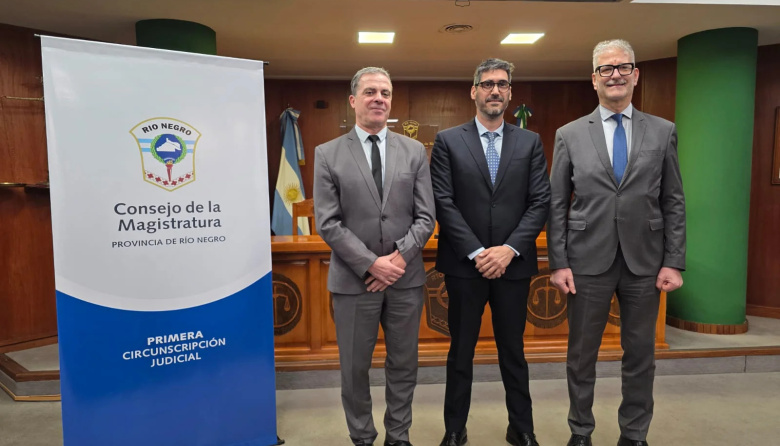 Berros manifestó que es un “escándalo” la llegada de Land a la Secretaría Electoral