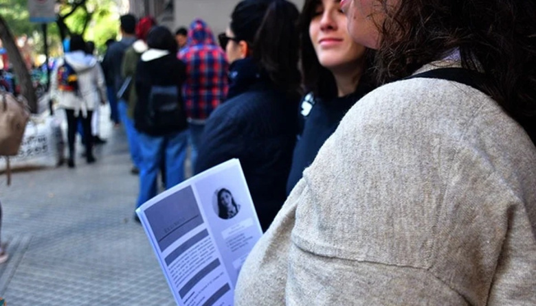 Empleo registrado y salarios: el trabajo en blanco cae a su nivel más bajo en más de cuatro años