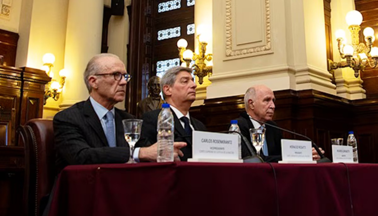 La Corte dejó sin freno la venta de tierras rurales a extranjeros y evitó discutir el fondo del DNU de Milei
