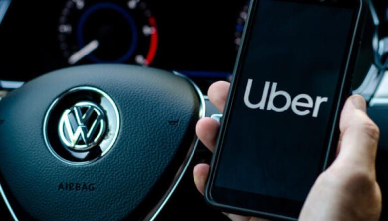 Uber en Viedma: una empresa de taxis pidió competir “con las mismas reglas”