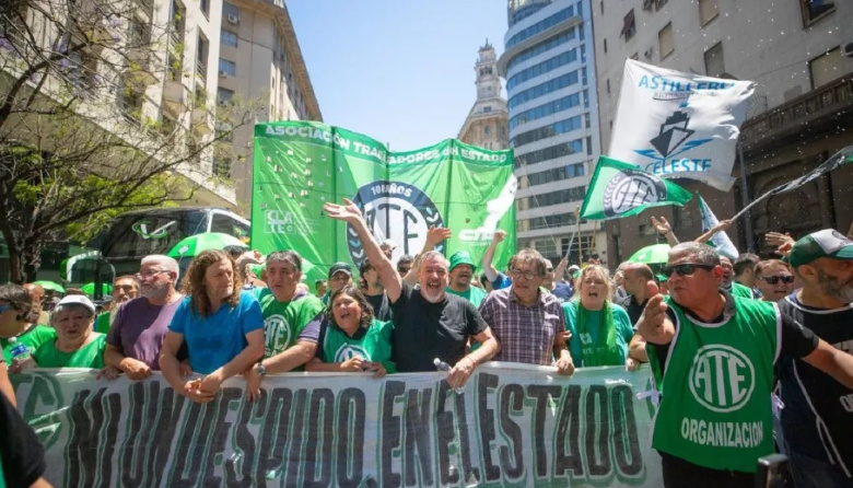 ATE convocó a un paro nacional este jueves 15 y exige derogar el DNU 70/23