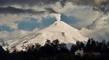 La Provincia dispone alerta amarilla para el volcán Villarrica