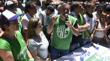 Aguiar anunció una movilización en todo el país contra la no renovación de 7.000 trabajadores en el Estado Nacional