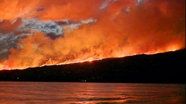 El gobernador Torres denunció que el incendio forestal en el Parque Nacional Los Alerces fue intencional y pide el desalojo de los ocupantes