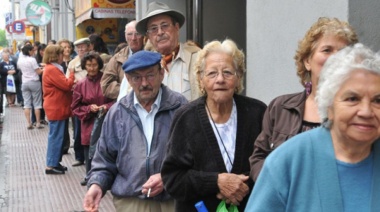Jubilados y pensionados, los más perjudicados por el ajuste fiscal