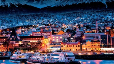 Ushuaia larga el cronograma de la "Noche más Larga" del año: Habrá propuestas teatrales y musicales para todas las edades