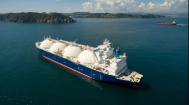 YPF descarta construir una planta terrestre de GNL en Río Negro