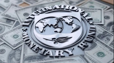 Dólar en alza, tensión en la city y auxilio del FMI: la Argentina recibe un nuevo desembolso de u$s2.000 millones