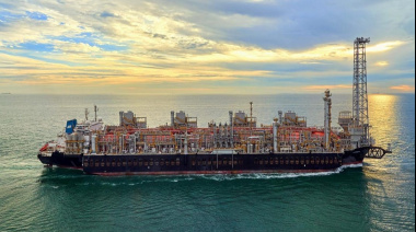 Inversión de 400 millones de dólares en Vaca Muerta para abastecer segundo buque de GNL que se instalará en Río Negro