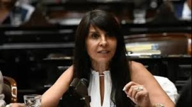 Finalmente Lorena Villaverde renunció al Senado y se quedaría en diputados