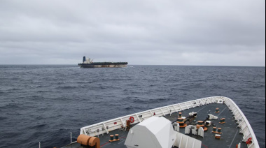 Máxima tensión en el Atlántico: Estados Unidos interceptó un petrolero ruso acusado de transportar crudo venezolano