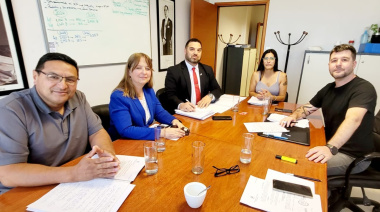 Denuncian colapso de prestaciones de PAMI en Río Negro y Neuquén y apuntan al ajuste nacional