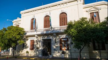 El gobernador decretó asueto administrativo por el aniversario de Viedma