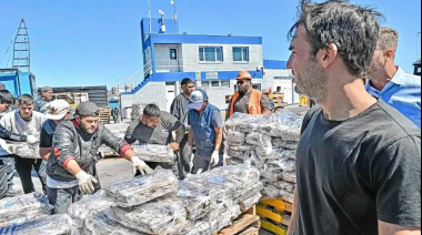 Torres enfrenta presión empresaria por la crisis pesquera en Chubut