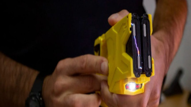 Río Negro autorizó el uso de pistolas Taser para la Policía provincial