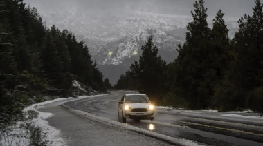 Piden extrema precaución por nieve en la Ruta 40 entre Bariloche y El Bolsón
