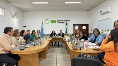 UnTER rechazó el aumento salarial del 4,18% y llevará el debate a las asambleas