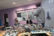 Inserción tecnológica : el Municipio de Viedma abrió cursos para reciclar y reutilizar componentes electrónicos