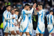 Con Di María en el banco, Argentina tiene todo listo para enfrentar a Chile